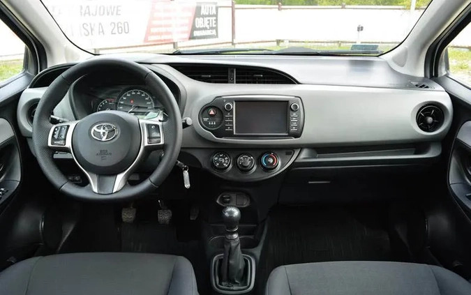 Toyota Yaris cena 47900 przebieg: 136000, rok produkcji 2020 z Sępólno Krajeńskie małe 379